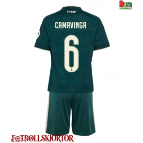 Real Madrid Eduardo Camavinga #6 Borta Kläder Barn 2026-27 Kortärmad (+ Korta byxor)